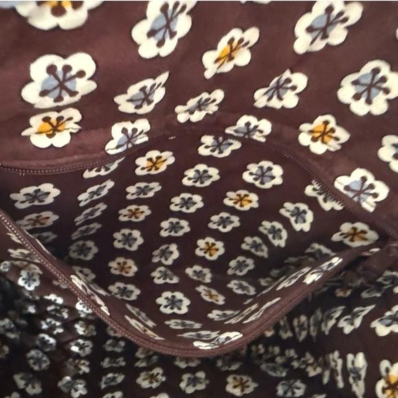 Vera Bradley Floral Patterned Tote Bag - Brown and Cream 14"x11 1/2" - Picture 5 of 7